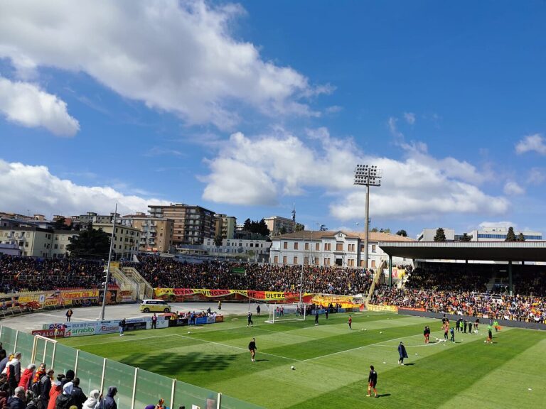 Stadio Nicola Ceravolo — Catanzaro-Ascoli 1-6, Gori trascina i bianconeri e il Ceravolo crolla